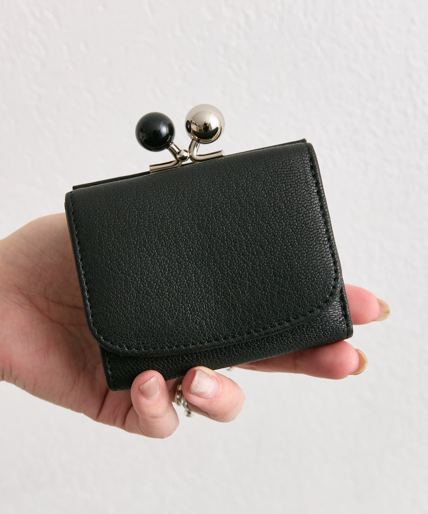 ear PAPILLONNER｜【PEZ(ペッツ) ×ear】本革/コラボ三つ折りがま口財布