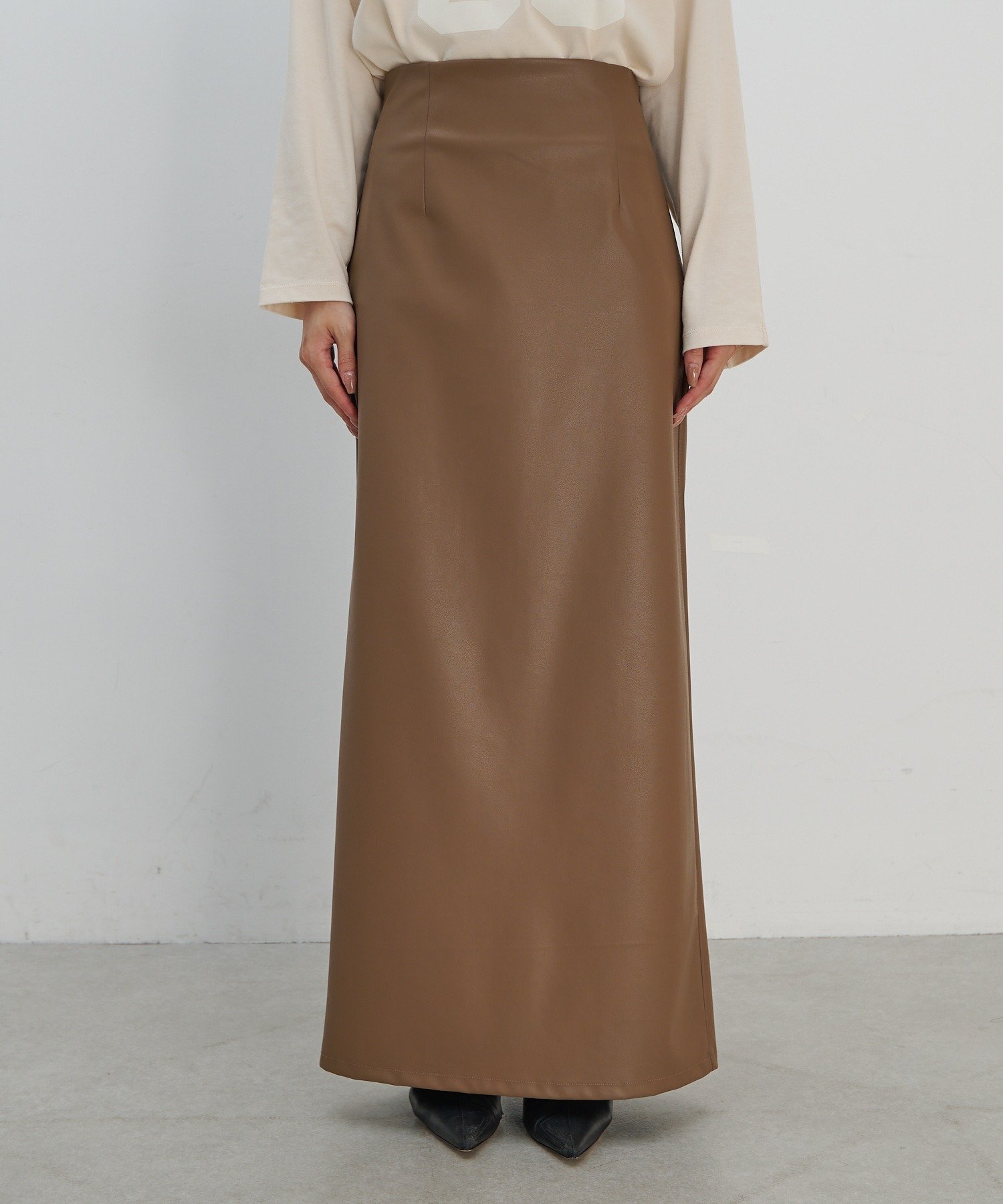 GALLARDAGALANTE｜フェイクレザータイトスカート | Rakuten Fashion