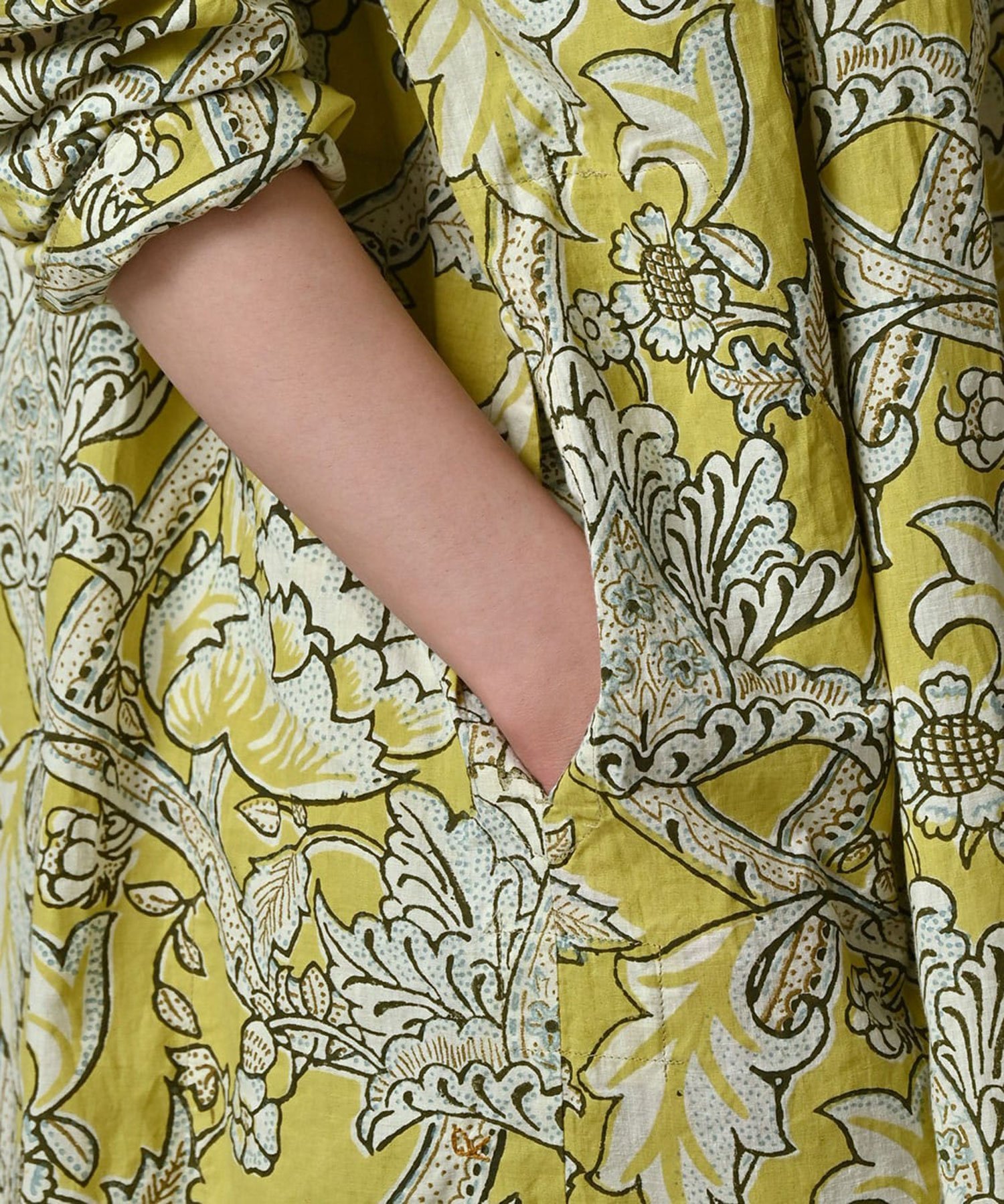 45R｜インドカディフラワー更紗プリントのシュシュスモックドレス