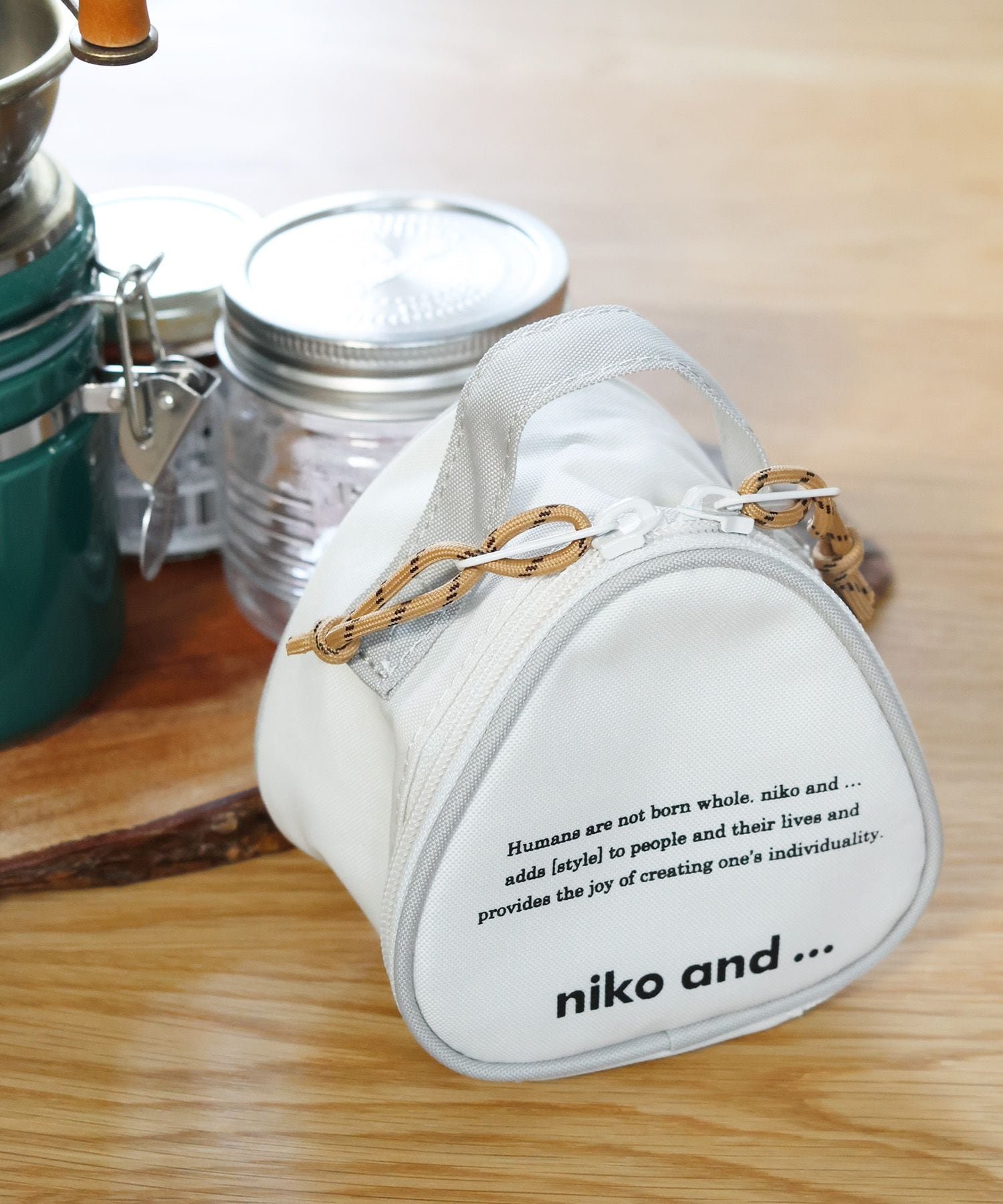 niko and ｜オリジナル ニコロゴオニギリポーチ | Rakuten Fashion