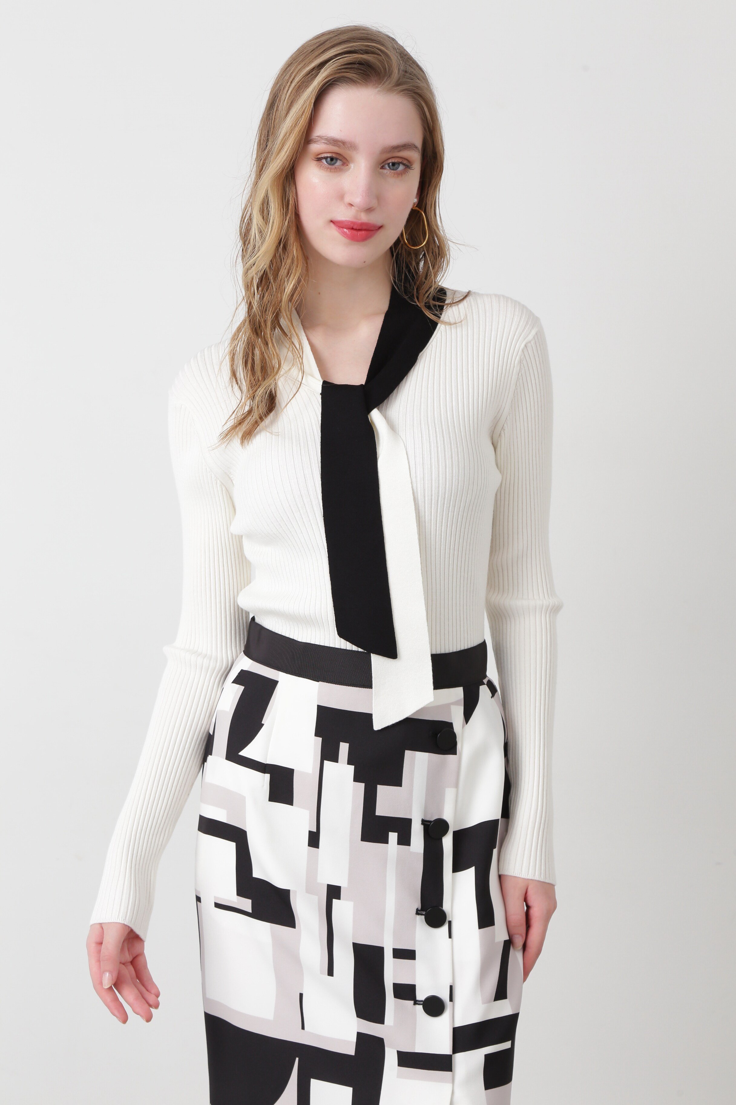 PINKY&DIANNE｜◇バイカラーボウタイニット | Rakuten Fashion(楽天