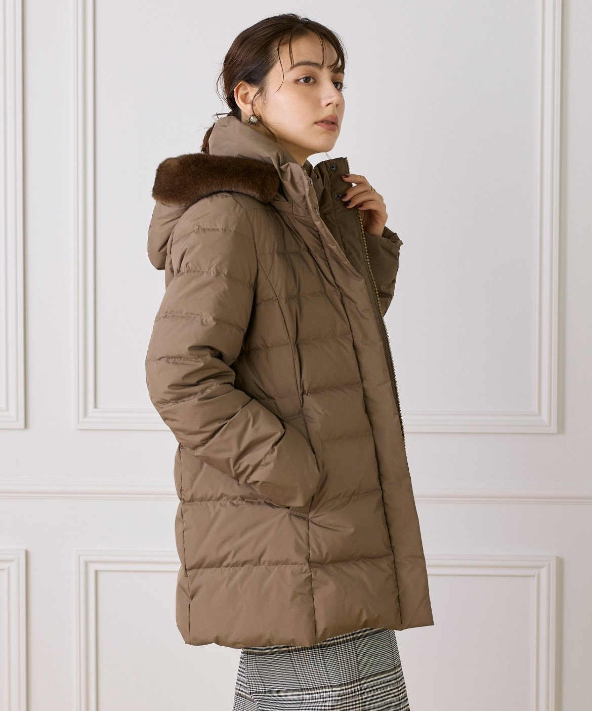 INED｜ミドル丈 フェイクファーフードダウンコート | Rakuten Fashion