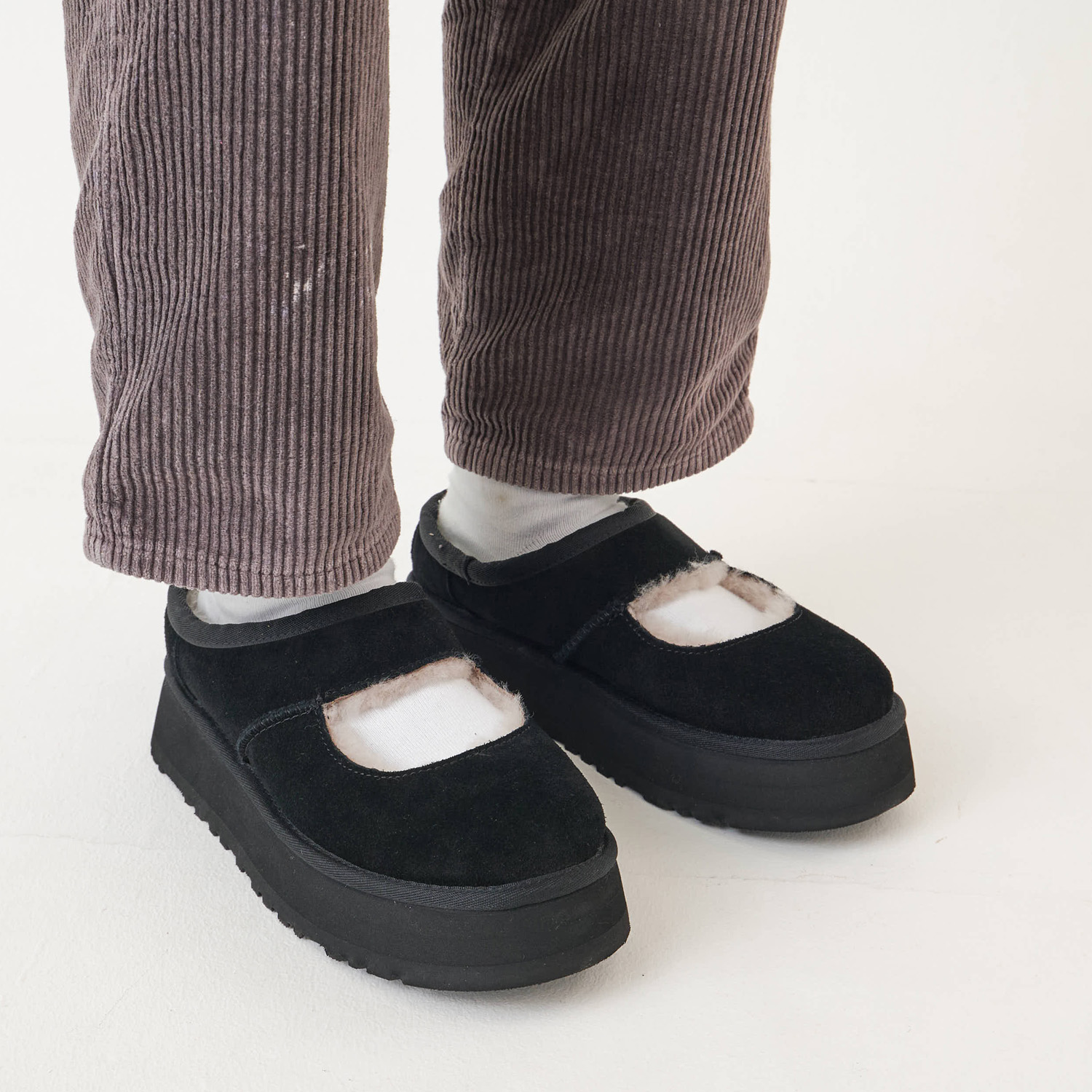 楽天市場】アグ UGG スニーカー スリッポン ビア メアリー ジェーン