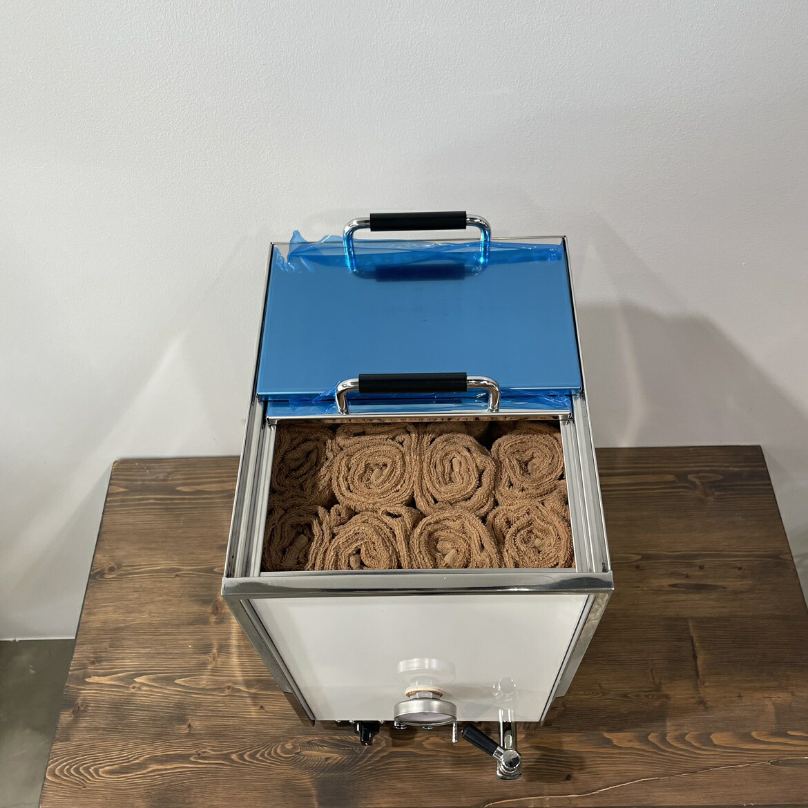 楽天市場】【最安値！】タオルスチーマー『Beauty Steamer』（卓上