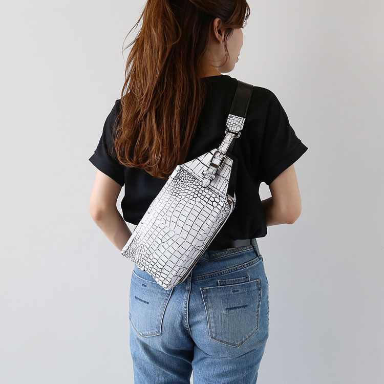 楽天市場】【4h限定20%off】クロコダイル ボディバッグ レディース