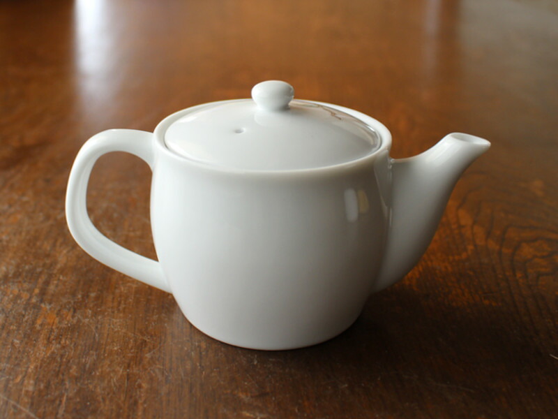 楽天市場】【アウトレット】白磁柿柄 ティーポット / ポット 香泉作 柿