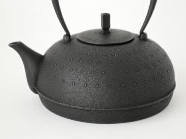 楽天市場】空間鋳造 岩清水久生 鉄瓶 Sayu 小 ( PureBlack )【 送料