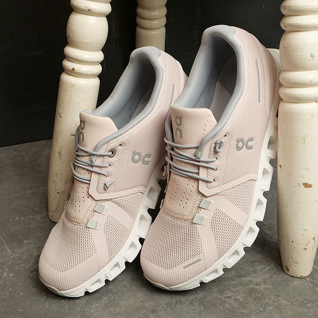 楽天市場】オン On レディース スニーカー クラウド5 （59.98153 FW23