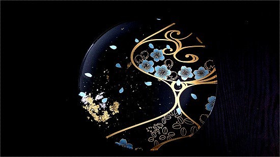 楽天市場】茶道具 大棗松 蒔絵内梨地一瓢斎 作 : 佐藤大観堂