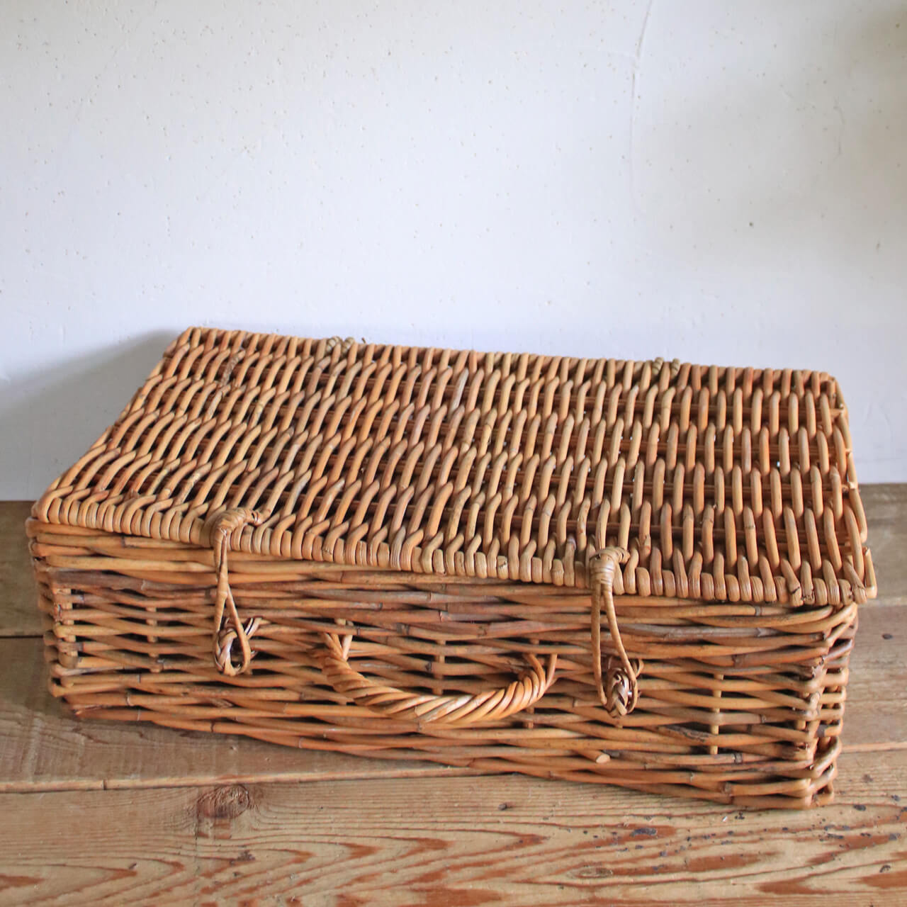 楽天市場】アラログバゲッジバスケットL / かご トランク ナチュラル