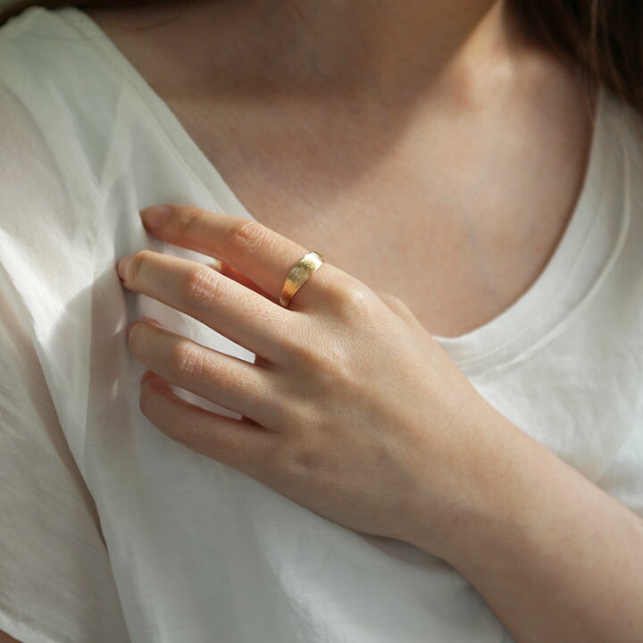 楽天市場】【Valentino Ring】 K10/K18/Pt900 ヘアライン 地金 リング