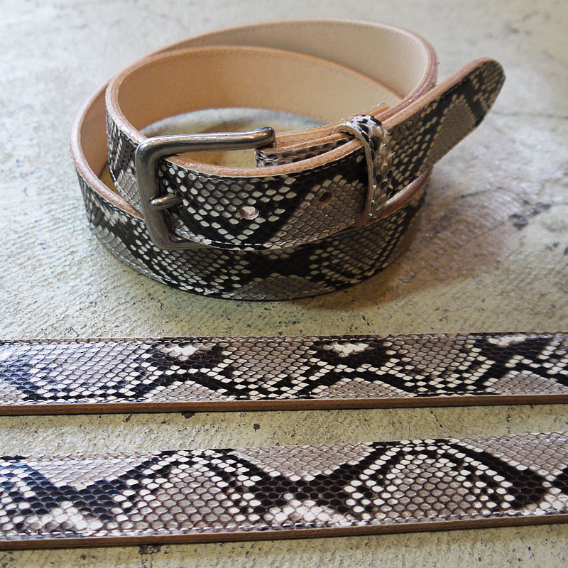 楽天市場】パイソンベルト ヌメ革 ヘビ革ベルト ヘビベルト