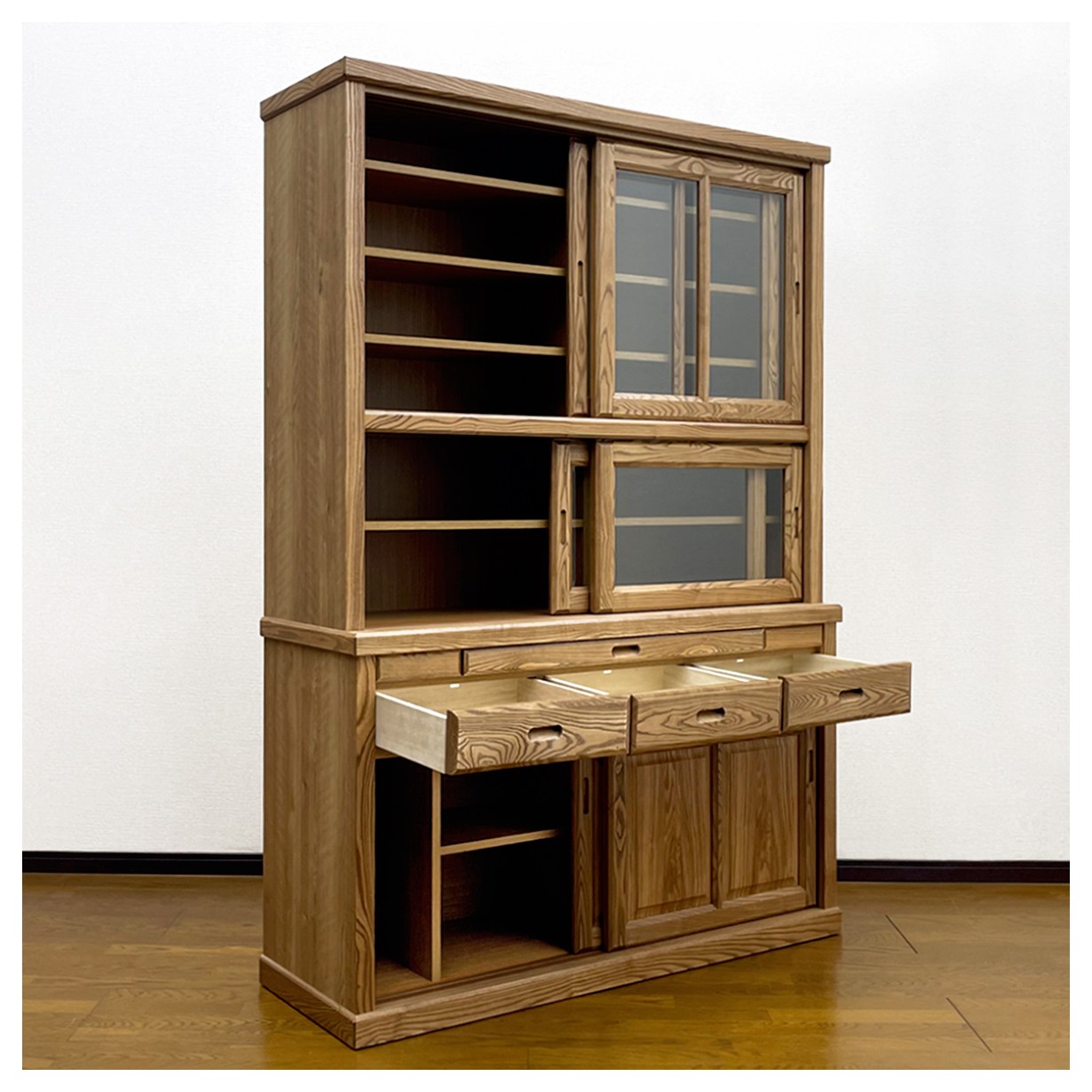 楽天市場】食器棚 135cm幅 引き戸 ダイニングキッチンボード 台所 食器