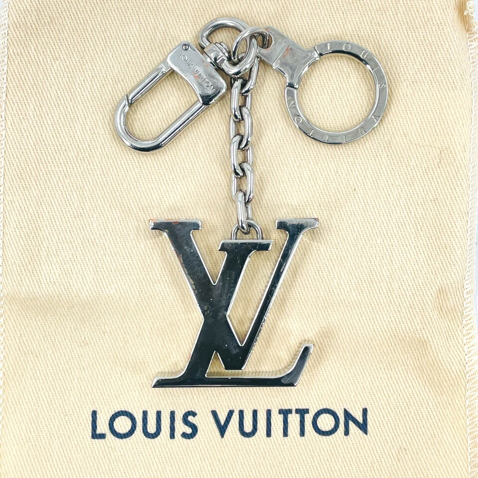 楽天市場】イニシャル チャーム（ブランドルイ・ヴィトン）の通販