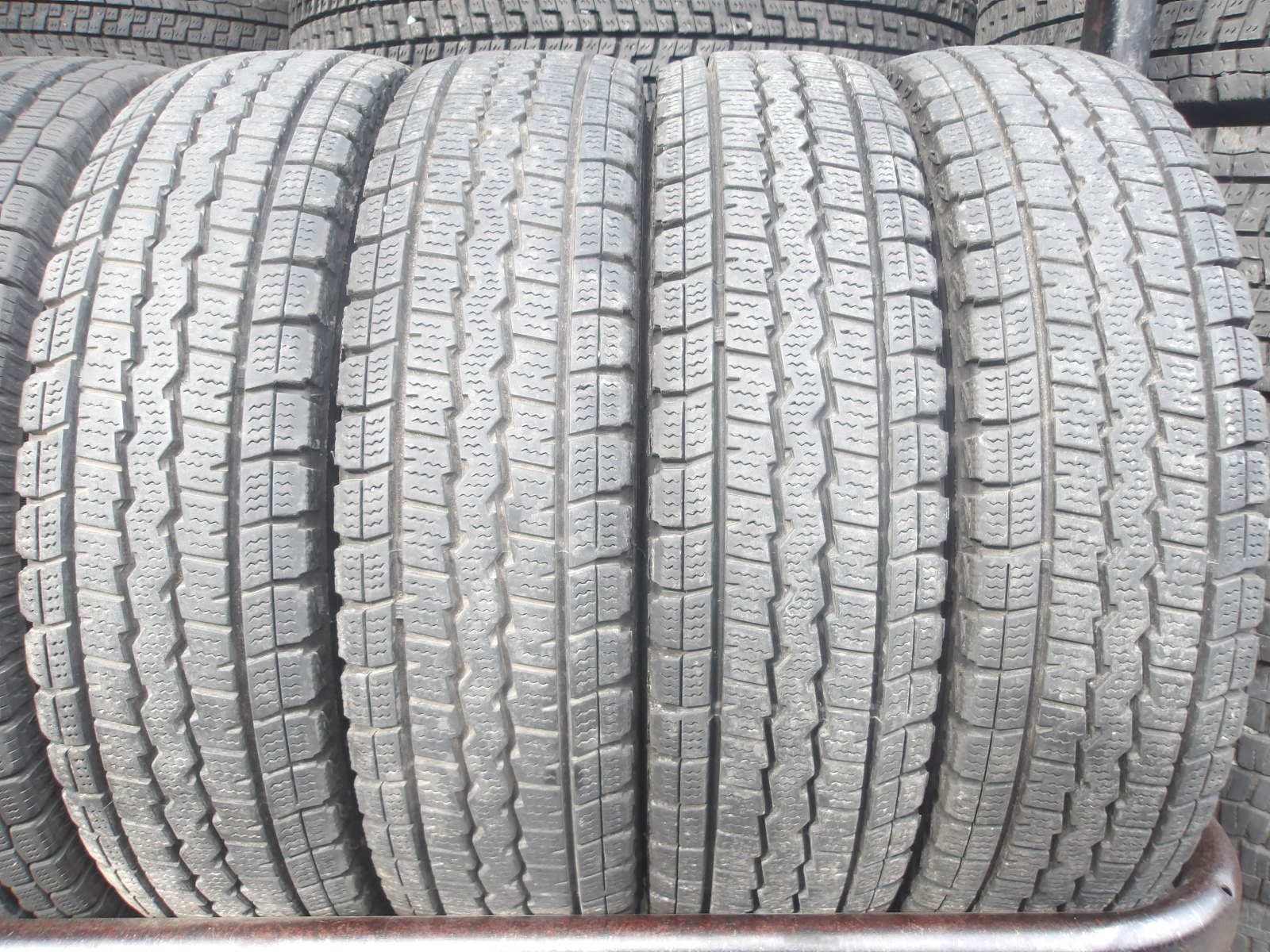 楽天市場】145r12 スタッドレス ダンロップの通販