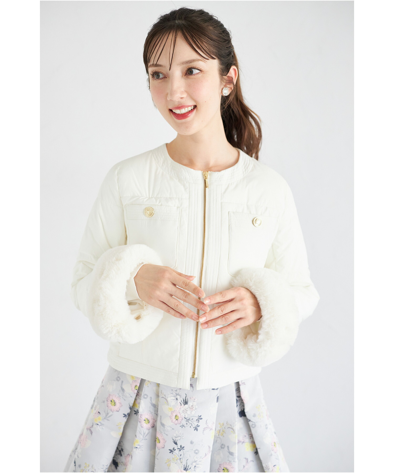 楽天市場】2WAY袖口ファー付きマイクロファイバージャケット