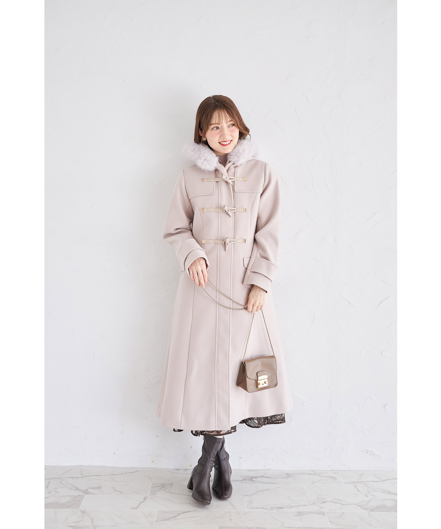 楽天市場】取り外し可能なファー付きフィット＆フレアシルエット