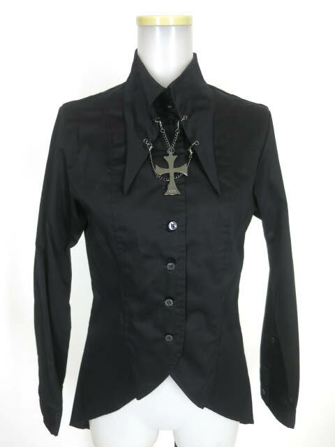 楽天市場】BPN / クロスチャームチェーン付き燕尾ブラウス ブラック