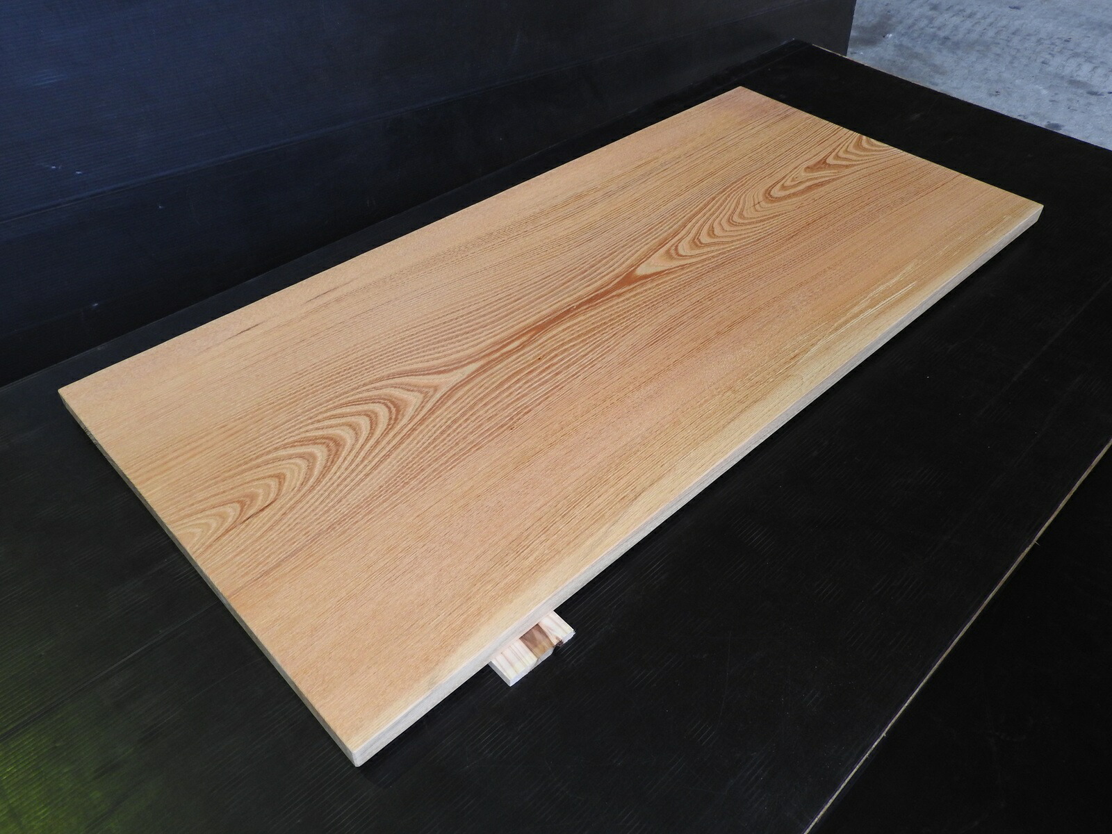 楽天市場】国産 本欅 ケヤキ 一枚板 天然乾燥 無垢材 幅広約幅545×厚み