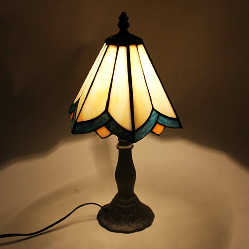 楽天市場】ステンドグラスランプブルーリボン リリーランプ中型 20×h38