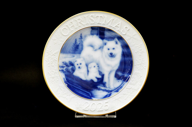楽天市場】大倉陶園 OKURAクリスマスプレート「2025年 サモエドの親子