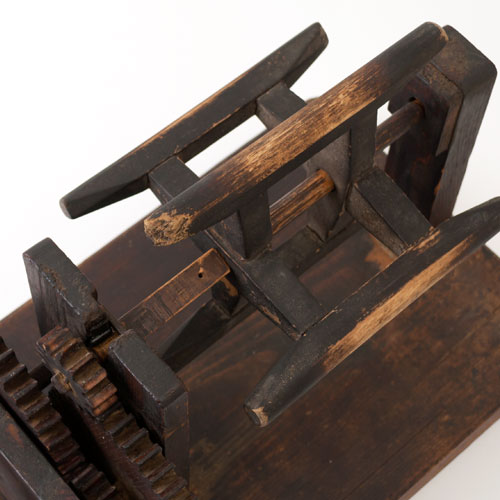 楽天市場】木製糸巻き機 アンティーク置物・インテリア Wooden peg