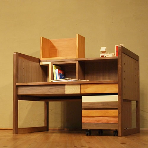 楽天市場】キッズデスク 幅100cm 高さ調整 ウォールナット材 モロッコ