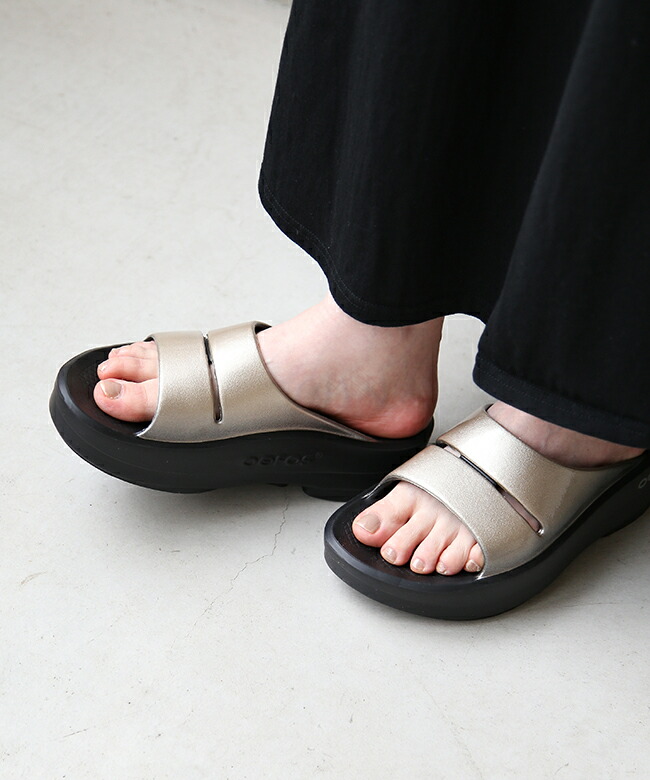 楽天市場】◇【国内正規販売店】[oomega-ooahh-luxe]OOFOS(ウーフォス