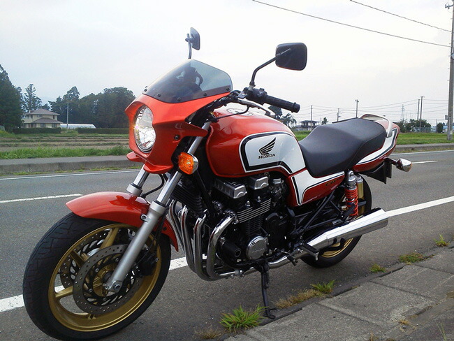 楽天市場】送料無料 CB750 CB400SF 汎用ビキニカウルタイプR ds-01r