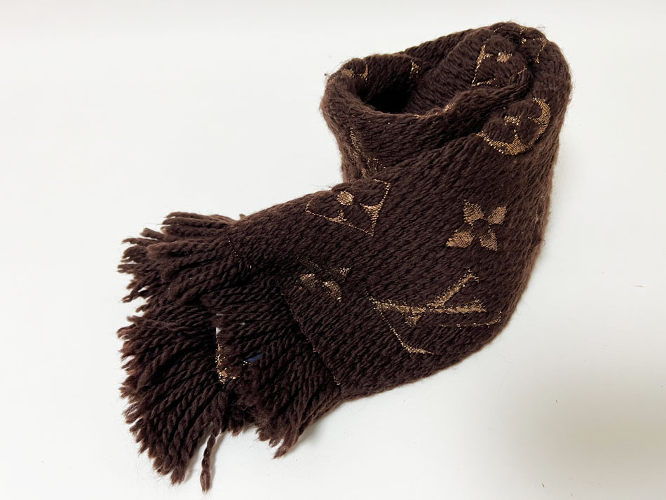 楽天市場】LOUIS VUITTON ルイヴィトン マフラー エシャルプ ロゴ