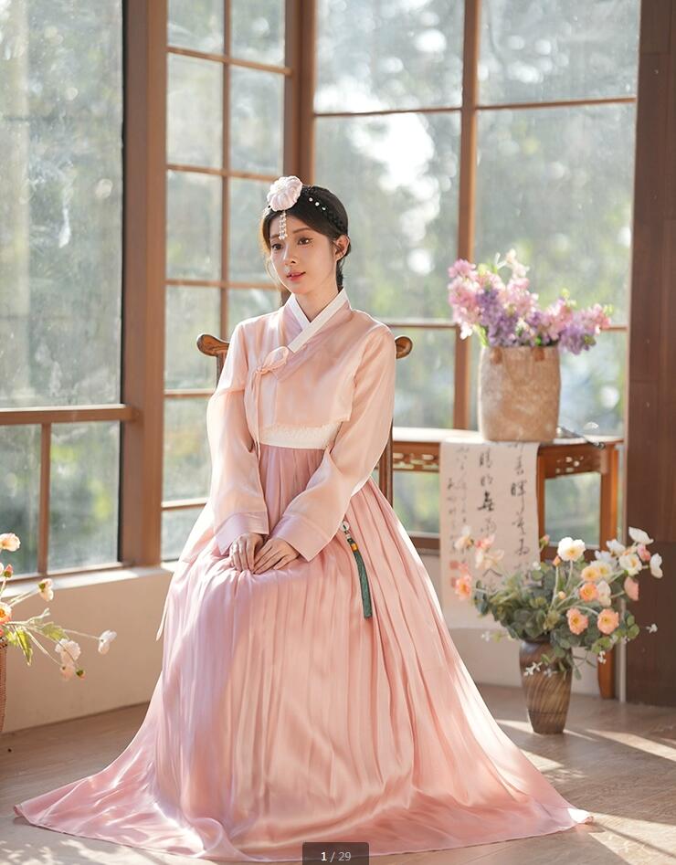 チマチョゴリ 淡いピンク色 総レース柄 韓服 チマチョゴリ韓服 総