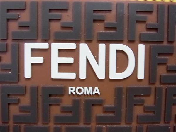 楽天市場】□極美品□ FENDI フェンディ ズッカ柄 バッグモチーフ