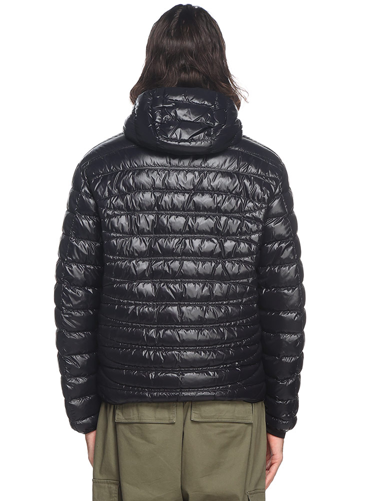 楽天市場】【最大10,000円OFFクーポン配布中】モンクレール MONCLER
