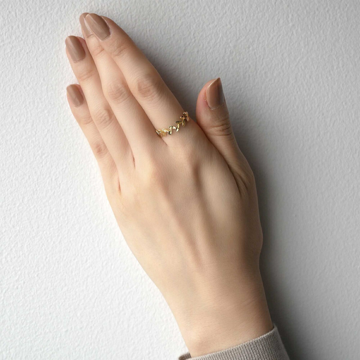 楽天市場】K10イエローゴールド リーフリング／ ヴイエー ヴァンドーム