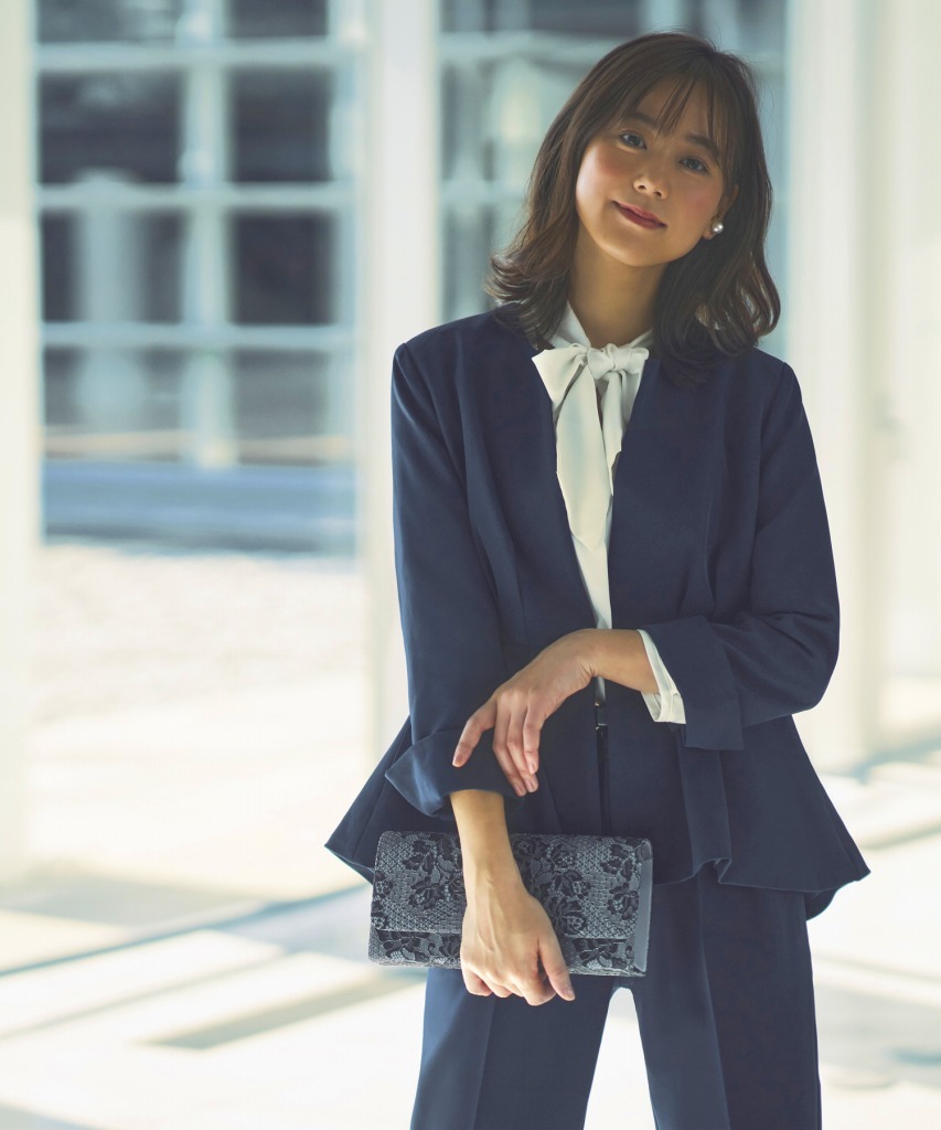 楽天市場】【S~5L】ノーカラーウエストタックペプラムパンツスーツ3点