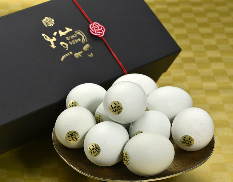 田子たまご村「緑の一番星」いとしのきみ 10個 化粧箱入り【青森フェア