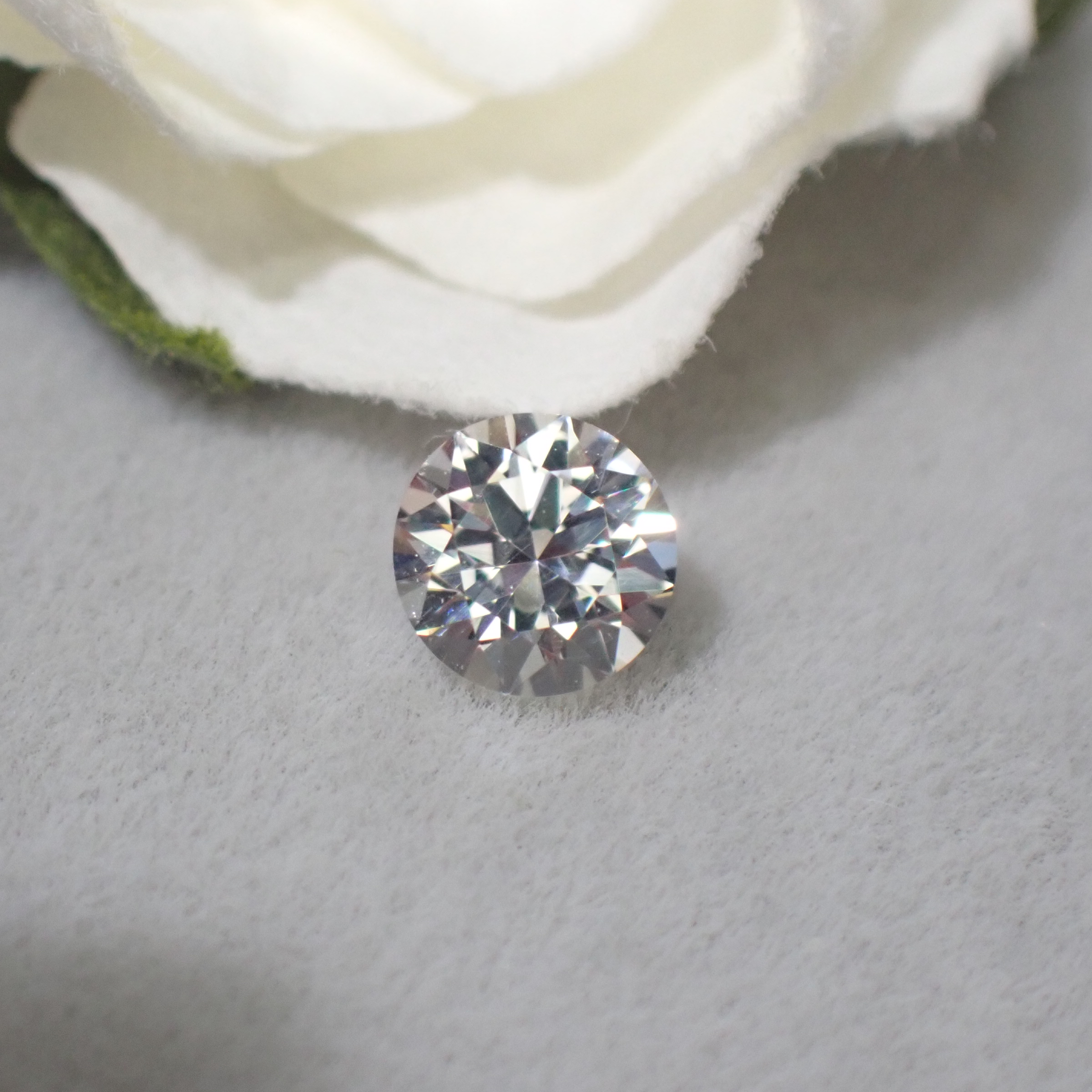 ツーソン新着】ロシア産フェナカイト 0.429ct | 宝石つむり