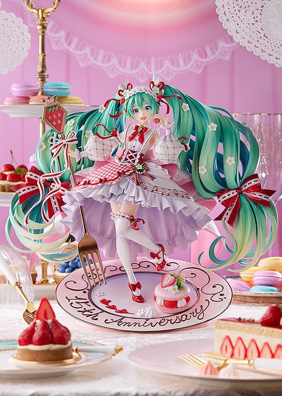 初音ミク 15th Anniversary Ver. 1/7スケール 完成品フィギュア