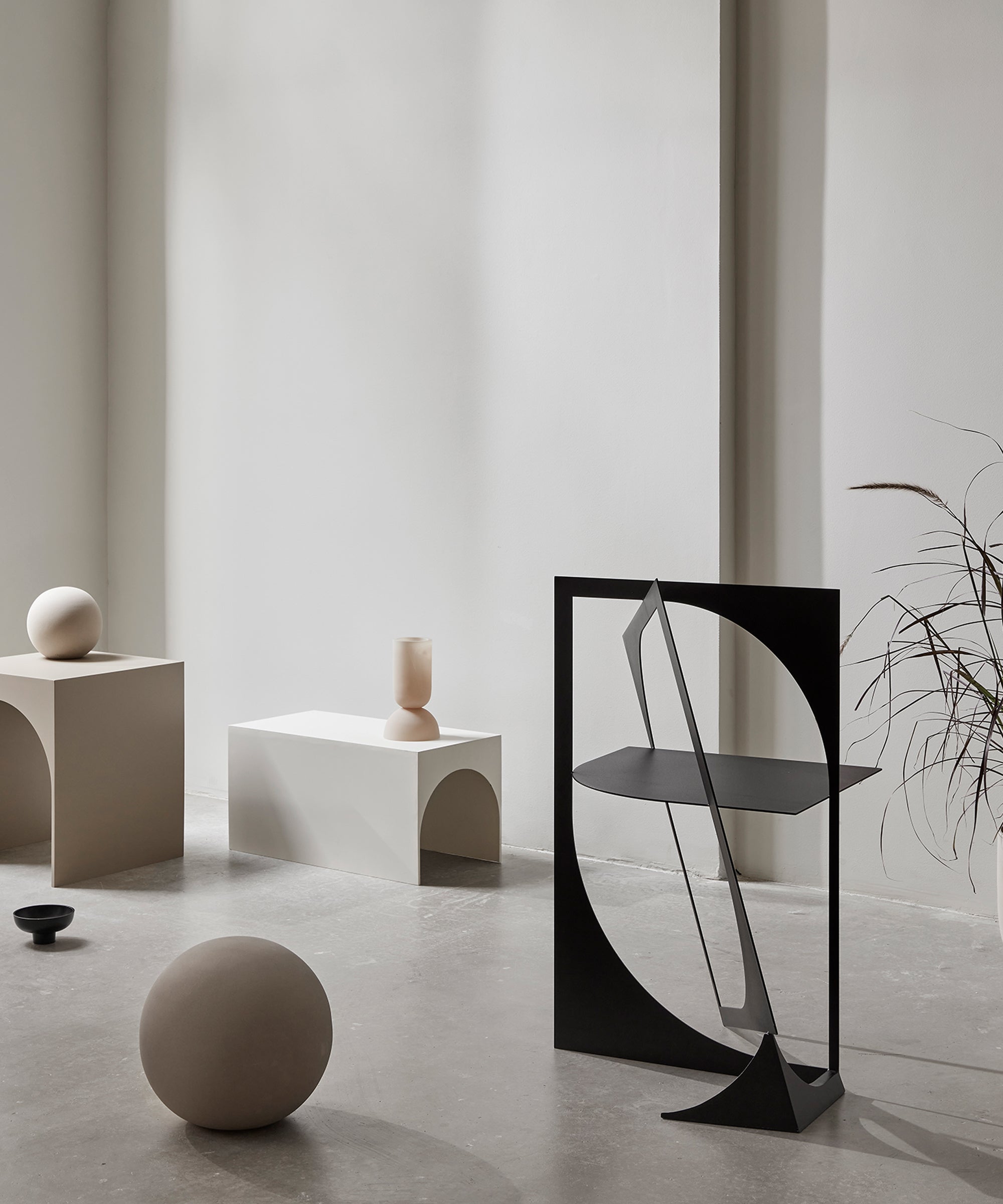 Arch Table by Kristina Dam Studio | Contemporary Design | TRNK