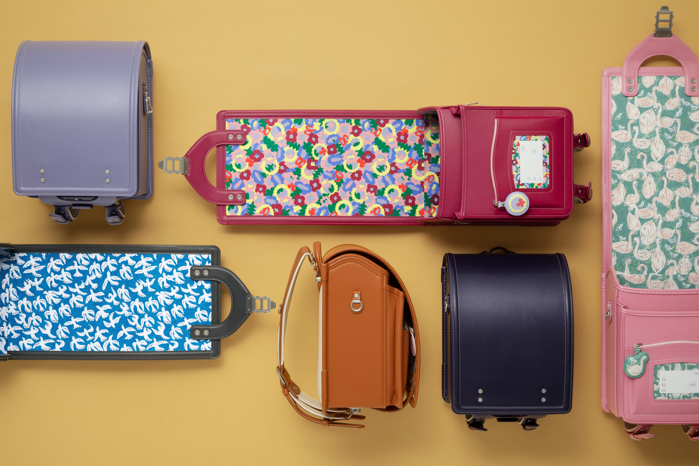 土屋鞄、2024年入学用ランドセルに「ミナ ペルホネン」コラボ第2弾