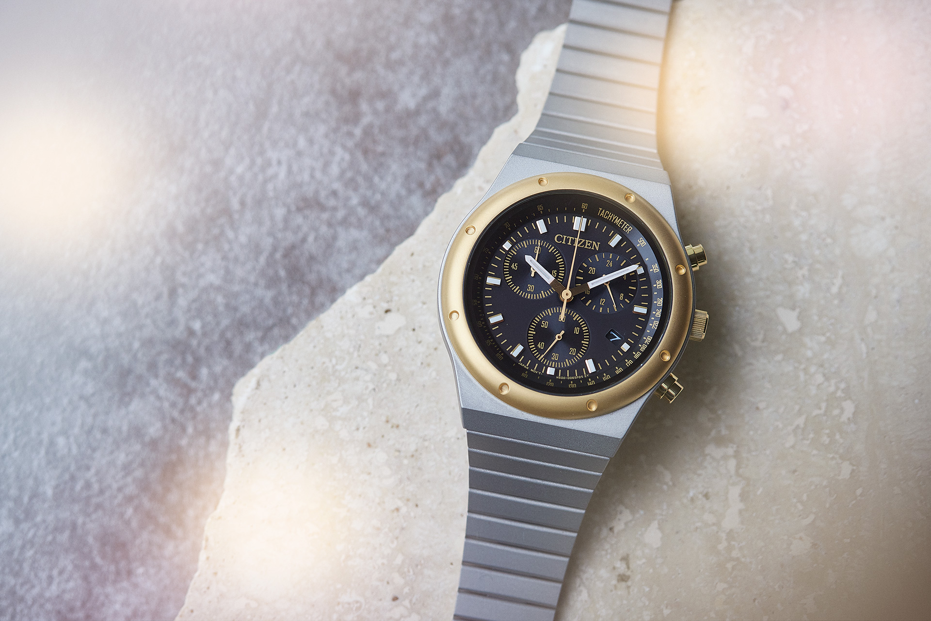 シチズン、グッドデザイン受賞の「1984 クロノグラフ」限定モデル