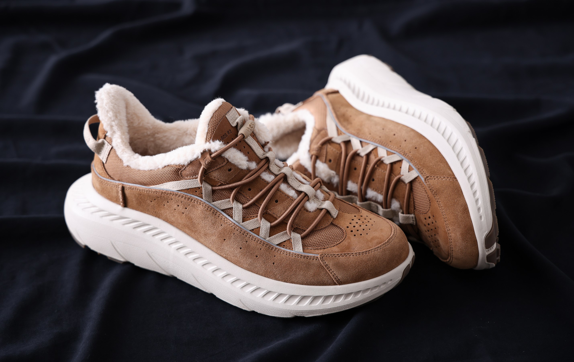 UGG、秋冬コレクション。新作スニーカーや防水ブーツなど全8種類