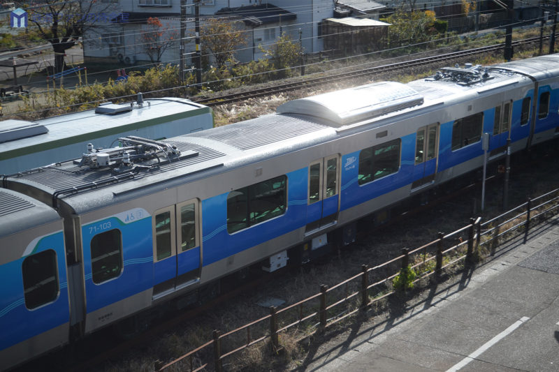 大崎へ甲種輸送】東京臨海高速鉄道りんかい線71-000形が落成 | 鉄道
