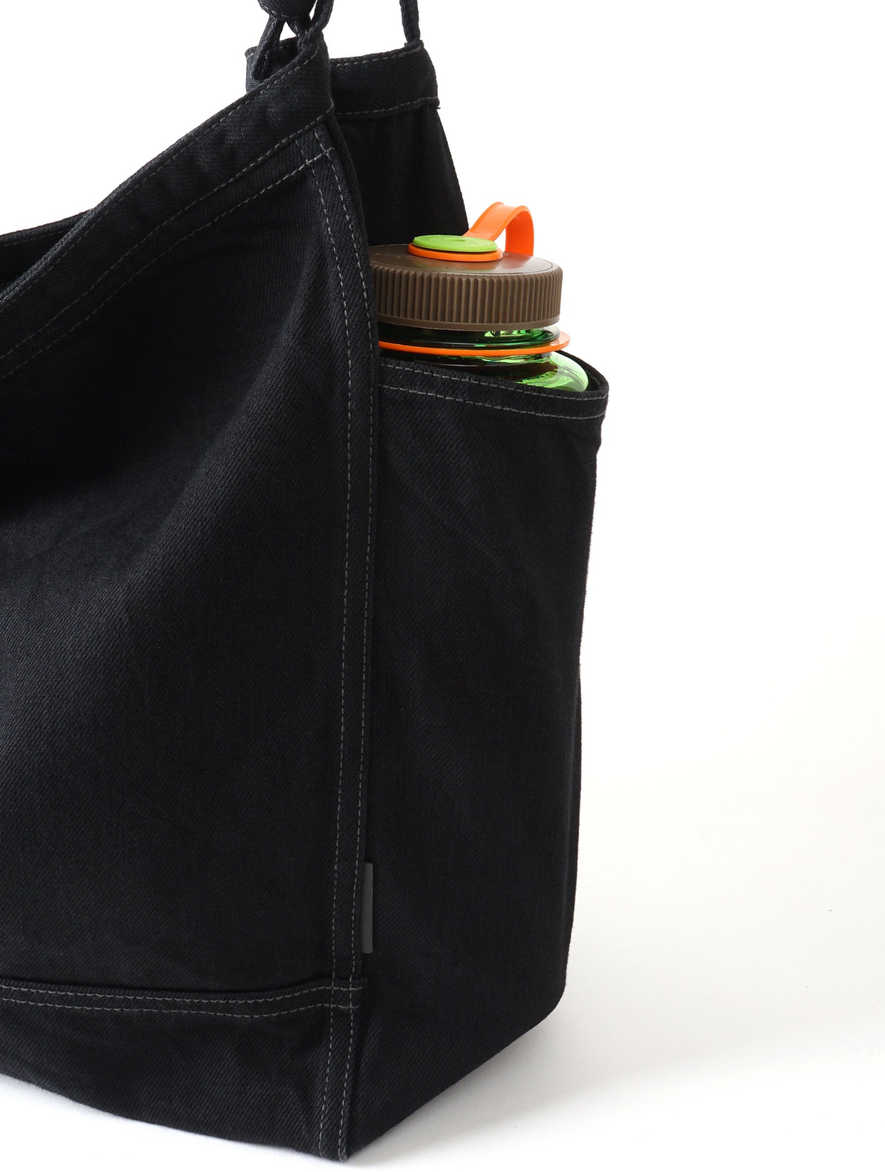 BATES Series | Medium Tote Bag – TRAART