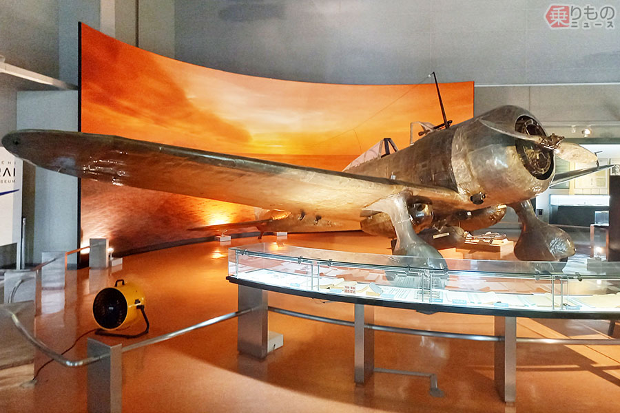 世界唯一の保存機「九七式戦闘機」があえて無塗装なワケ 甦る“東洋一の