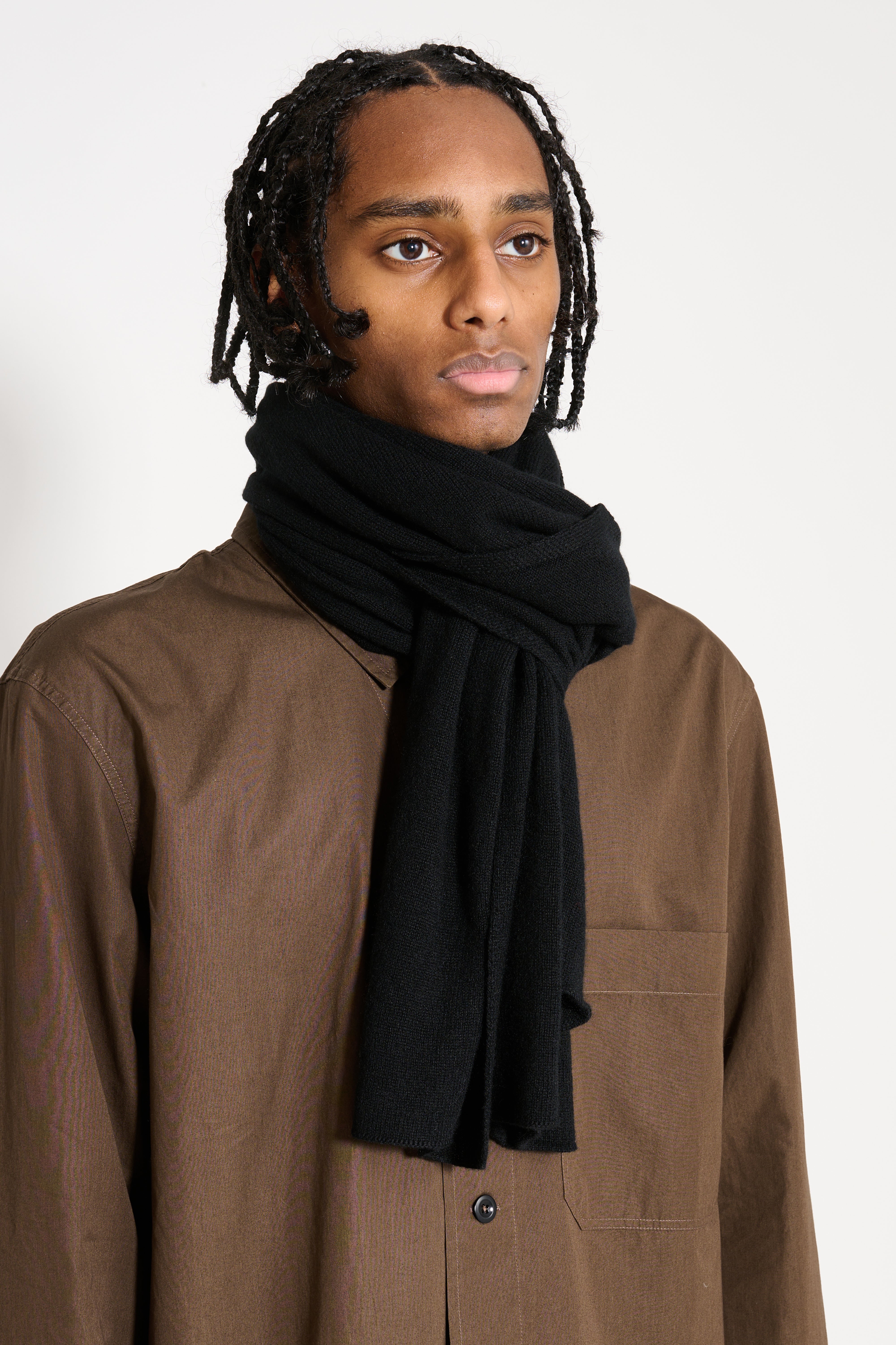 Margaret Howell Oversized Scarf Cashmere Black – Très Bien