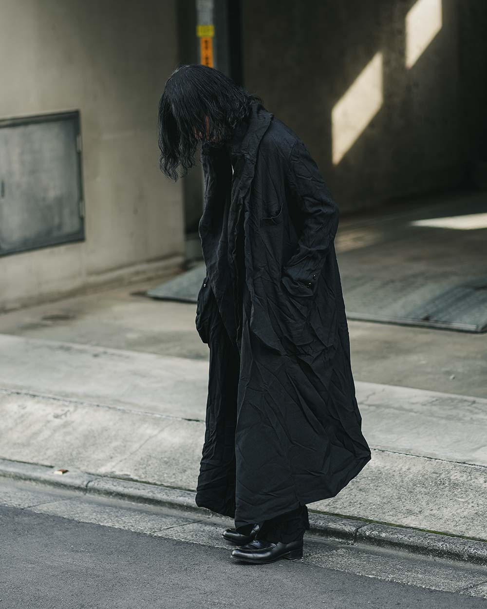GARMENT REPRODUCTION OF WORKERS / Normandia Coat | twelve