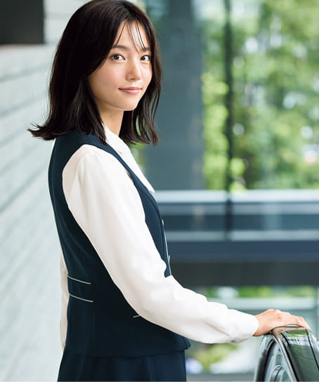 全1色】ベスト（ストレッチ・吸汗速乾） 16600-1 | 事務服・会社制服の