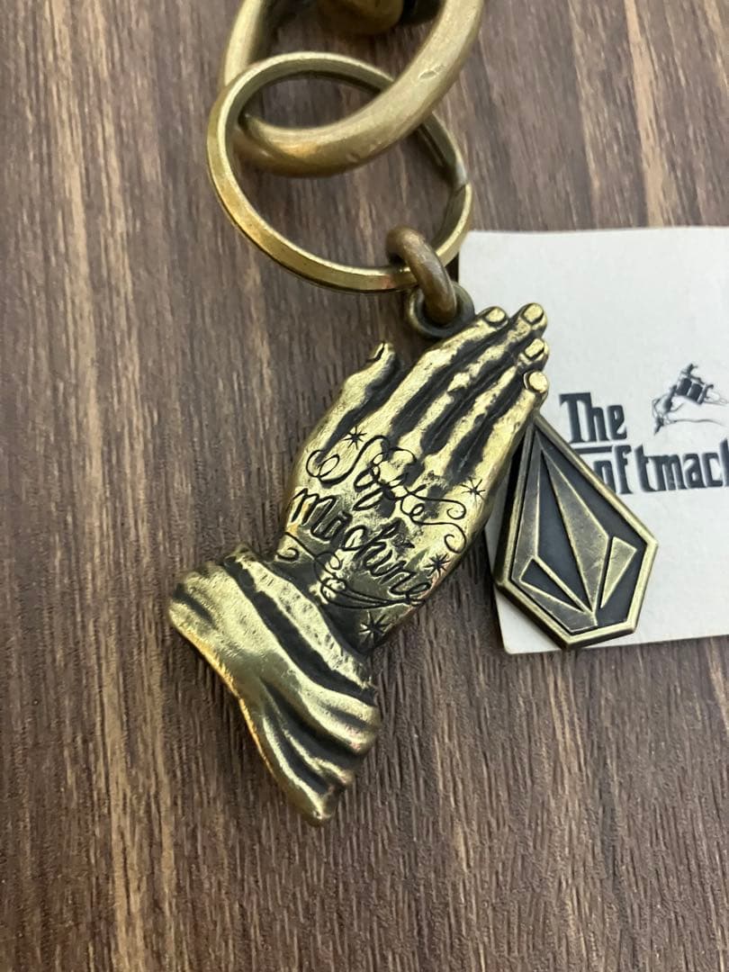 SOFTMACHINE × VOLCOM Key Chain - avconcontrols.com