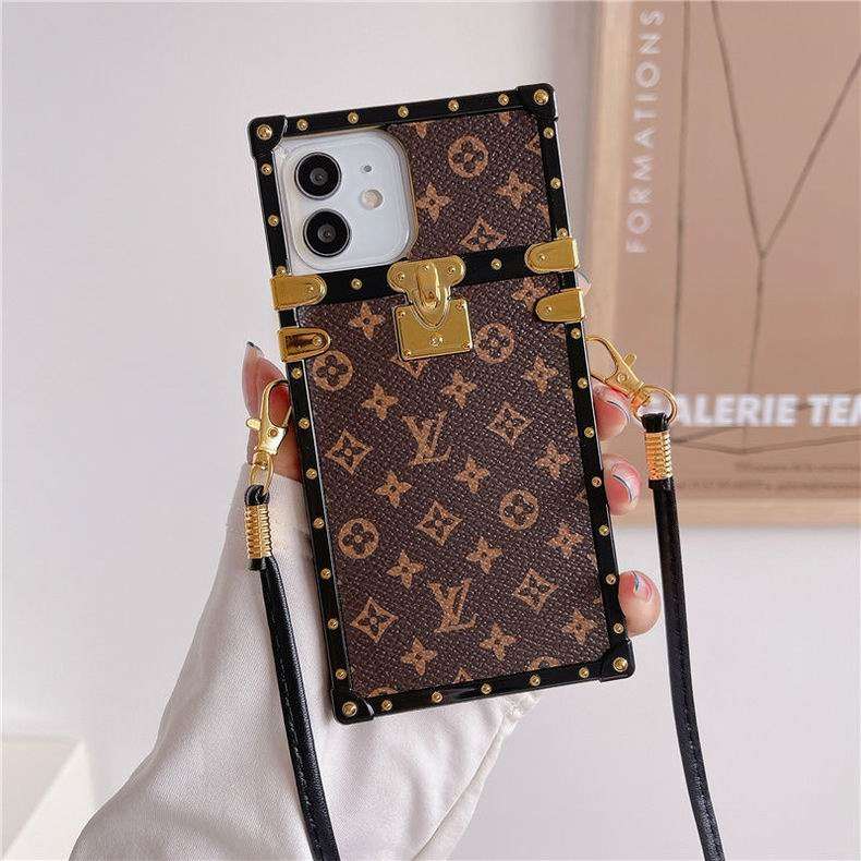 LV Trunk Case iPhone 15 / Pro / Plus / Pro Max - uCaseSpot